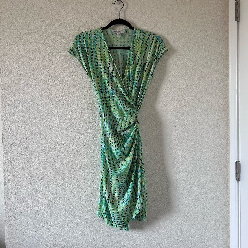 MAGGY LONDON Women’s True Wrap Dress 6P Lime Green Turquoise Sumner Date Church